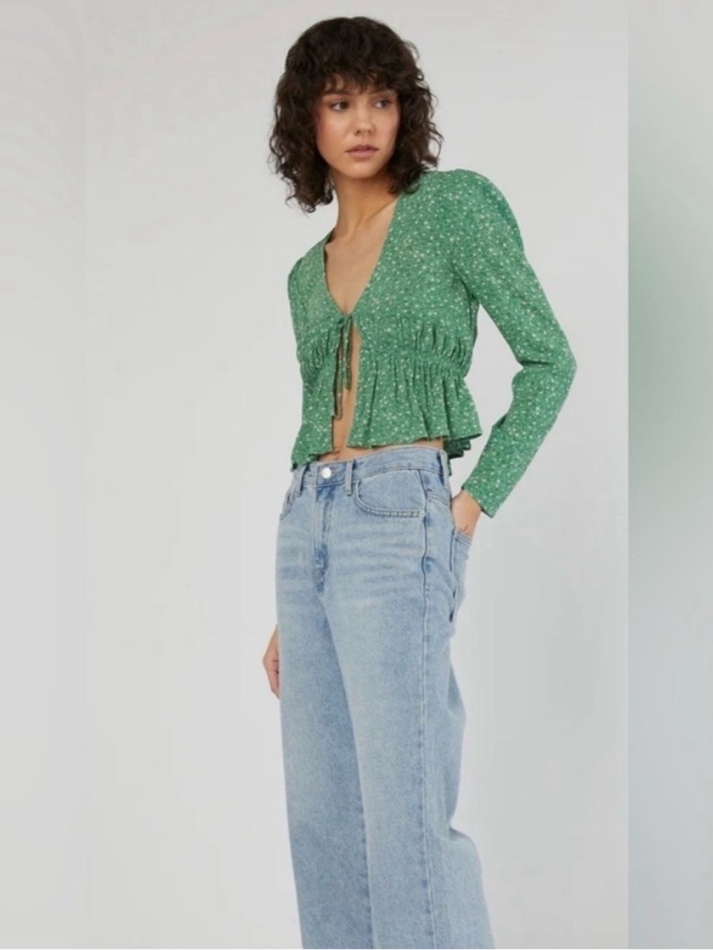 Oak and Fort French Girl Green Floral V Neck Tie Front Crop Blouse Empire Waist